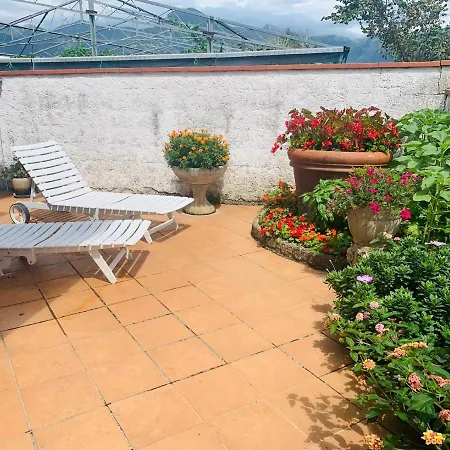 Giardino Fiorito * Camaiore